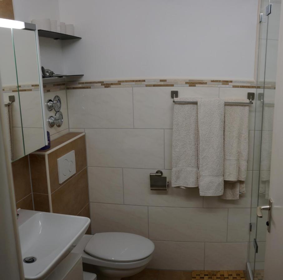 Sunny 1-Room Apartment Near Railway Station Garmisch-Partenkirchen járás Kültér fotó